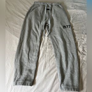 Essentials Fear Of God 1977 straight leg sweatpants
